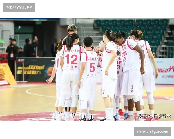 上海女篮赛季征程，外援表现亮眼